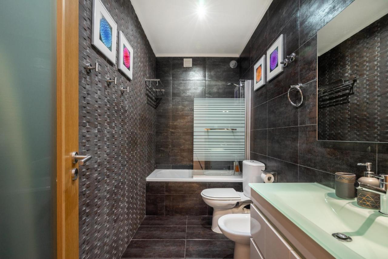 Whome Premium Family Apartment W/ Lift, Ac & Barbecue Lisboa Eksteriør billede